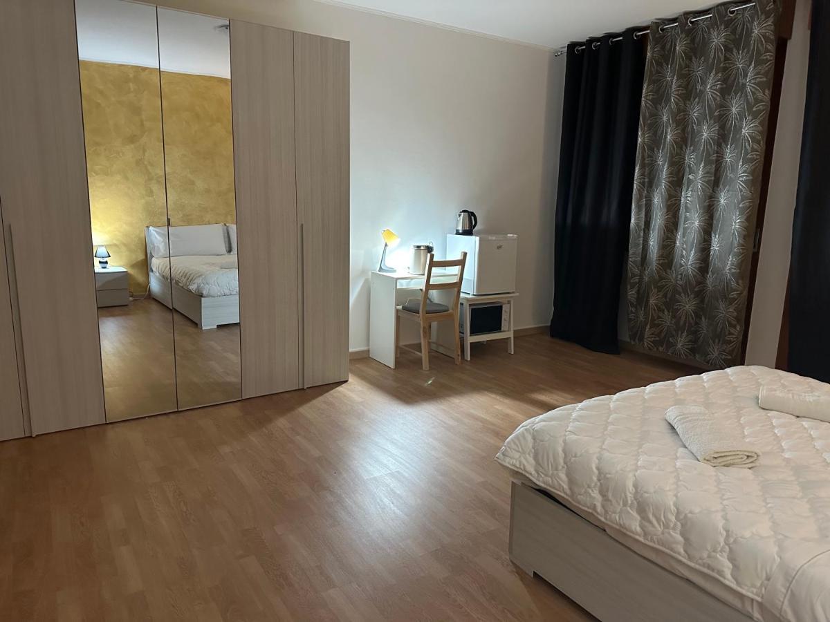 Leone D'Oro 2 - Milano Street Hotel Местре Екстериор снимка