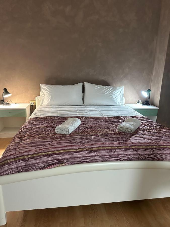 Leone D'Oro 2 - Milano Street Hotel Местре Екстериор снимка