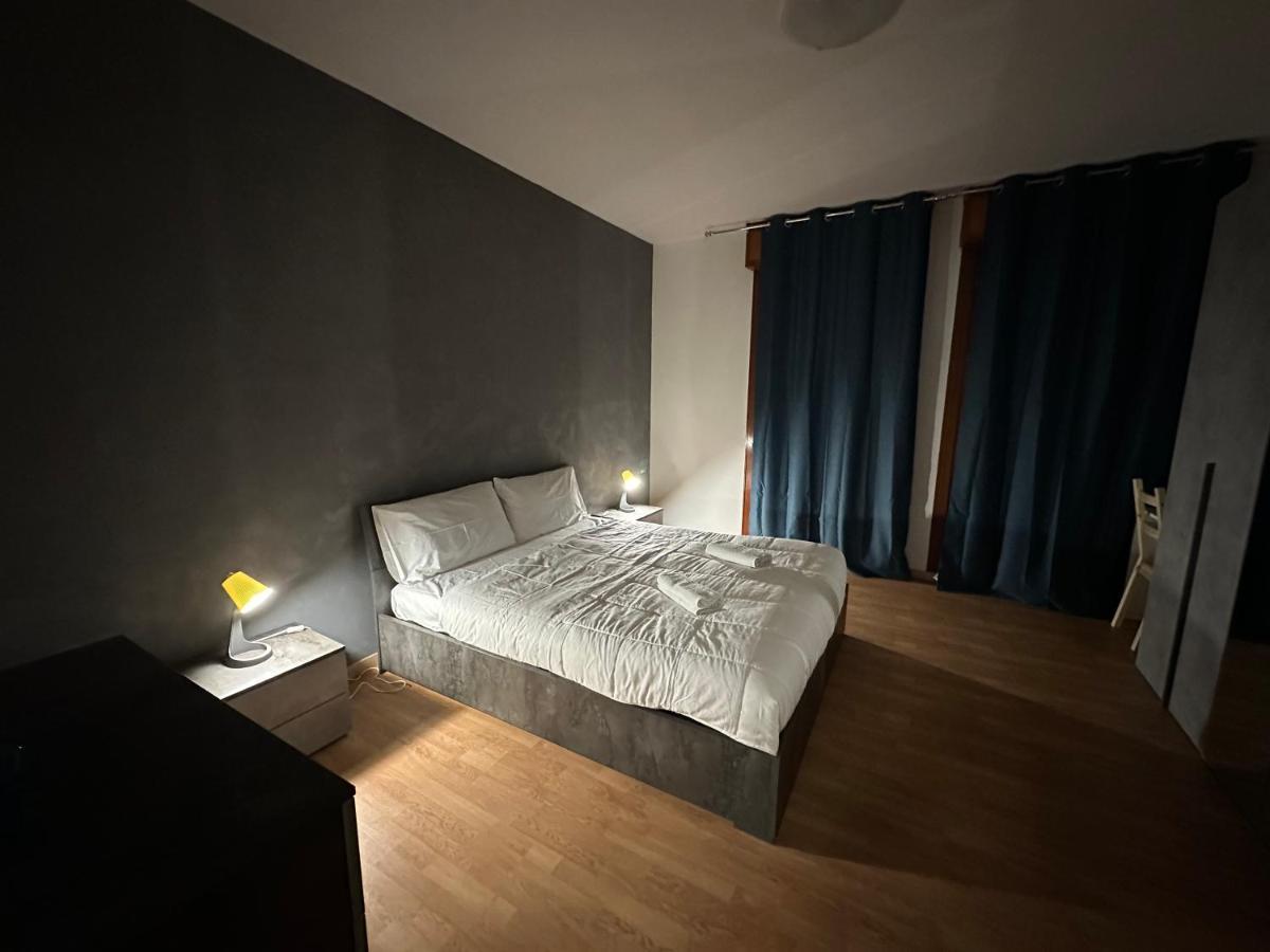 Leone D'Oro 2 - Milano Street Hotel Местре Екстериор снимка
